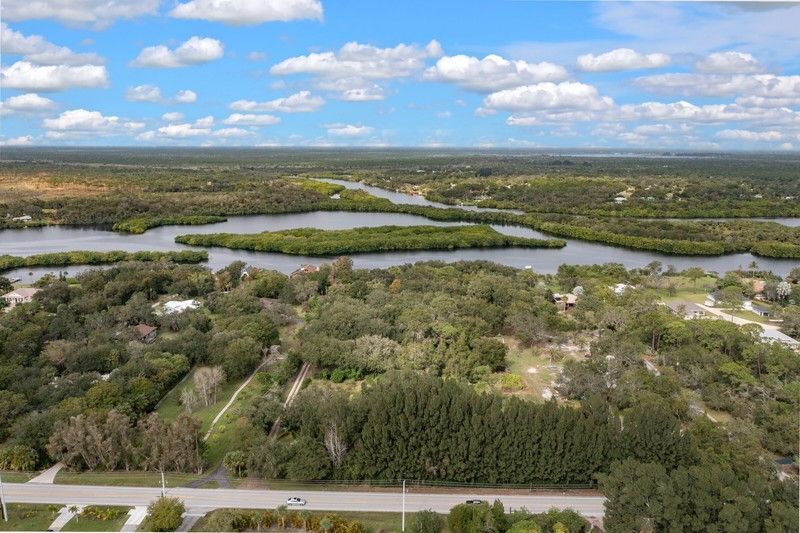 12511 Roseland Road, Sebastian, FL 32958 Photo