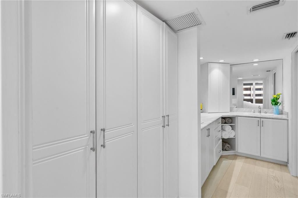 4001 Gulf Shore Blvd N, Unit 802, Naples, FL 34103 Photo