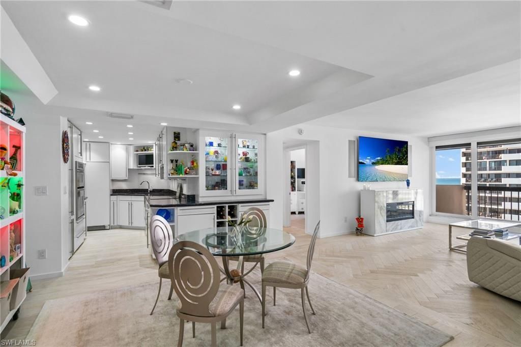 4001 Gulf Shore Blvd N, Unit 802, Naples, FL 34103 Photo