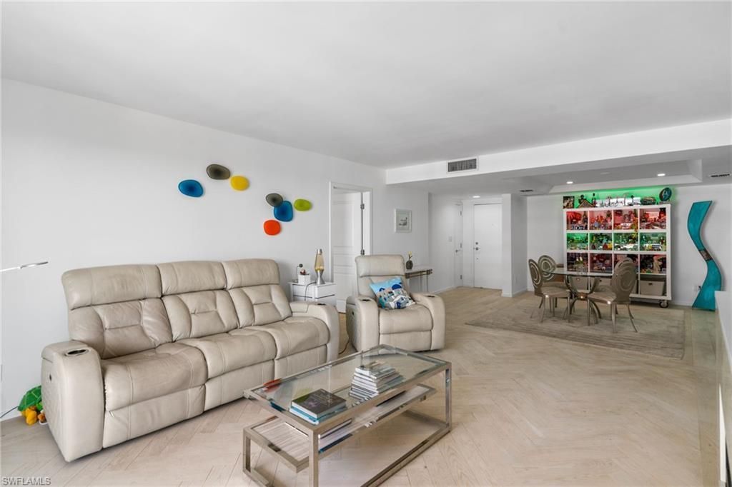 4001 Gulf Shore Blvd N, Unit 802, Naples, FL 34103 Photo