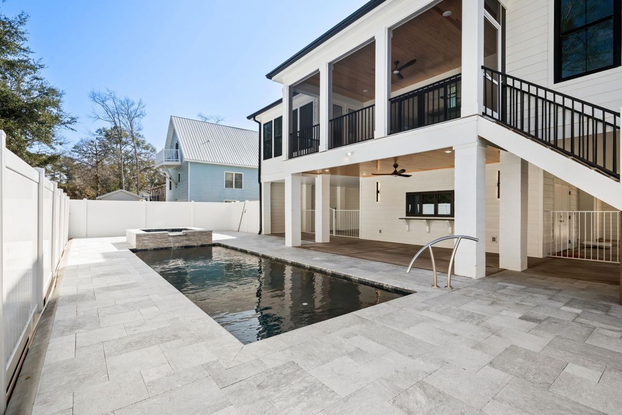 318 15th Ave. S Photo 38