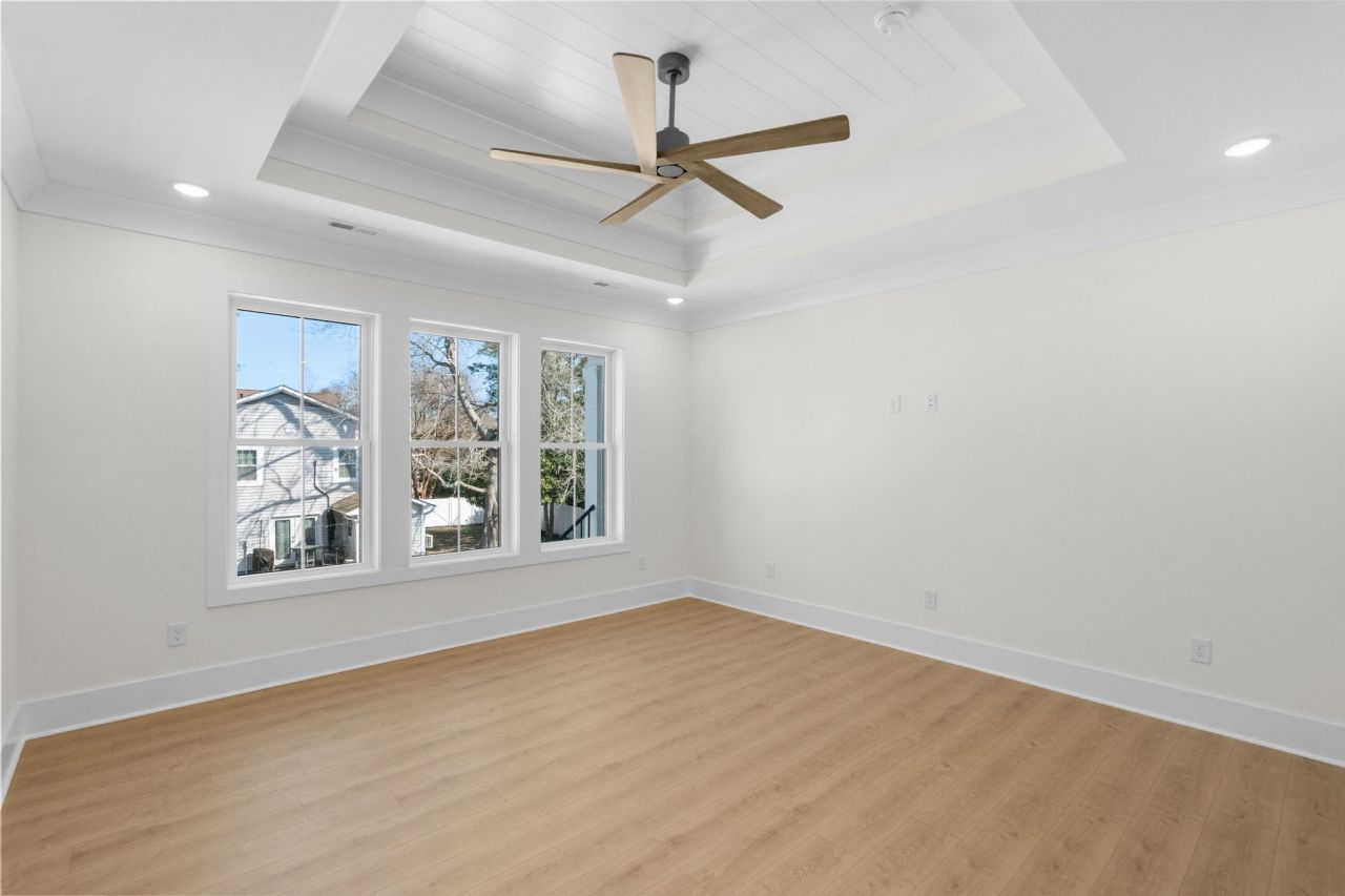 318 15th Ave. S Photo 44