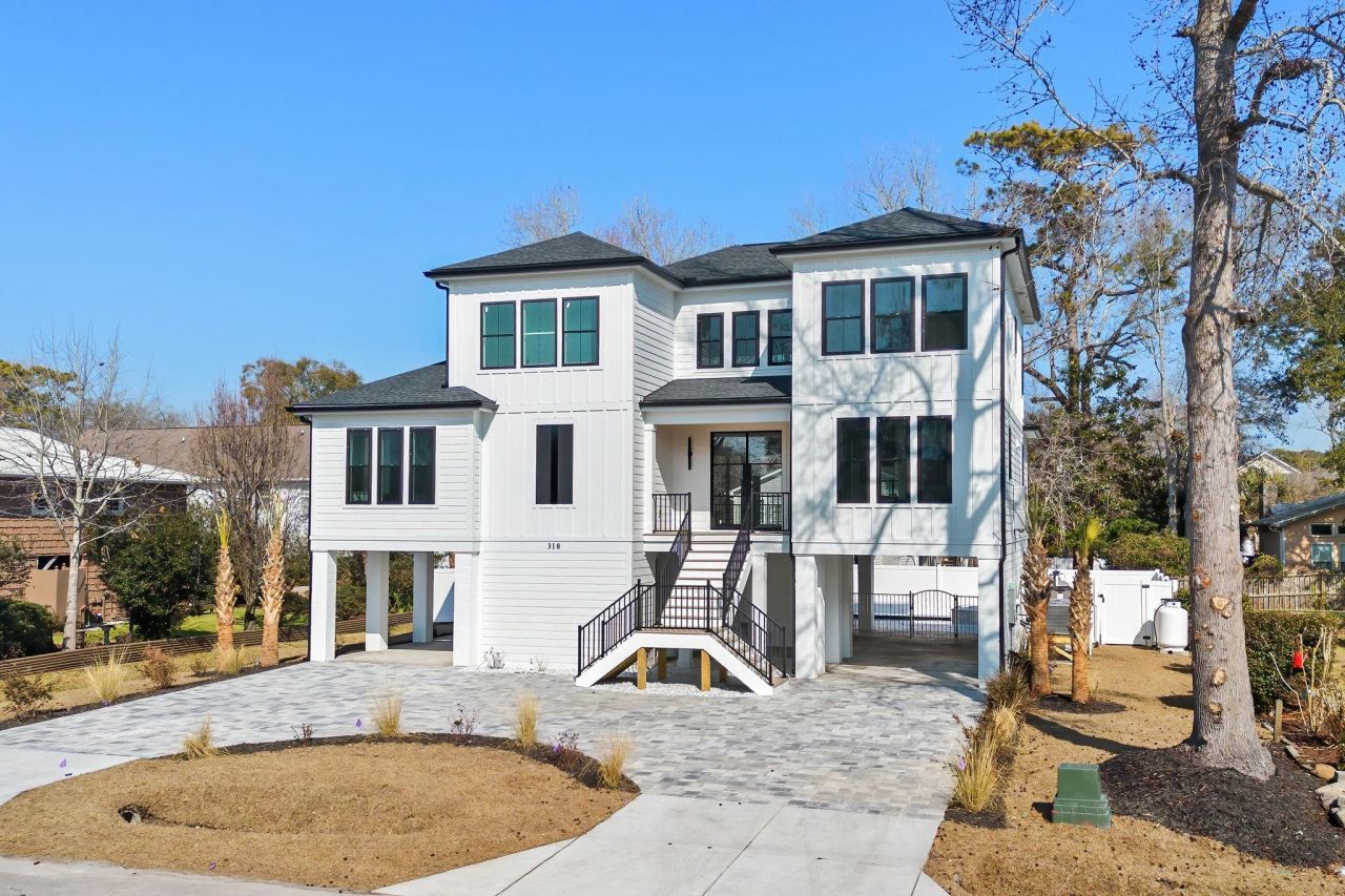 318 15th Ave. S Photo 5