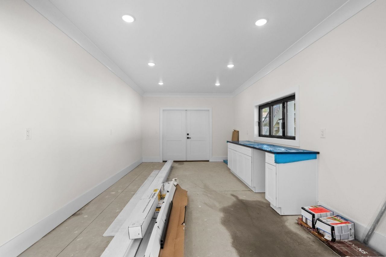 318 15th Ave. S Photo 66