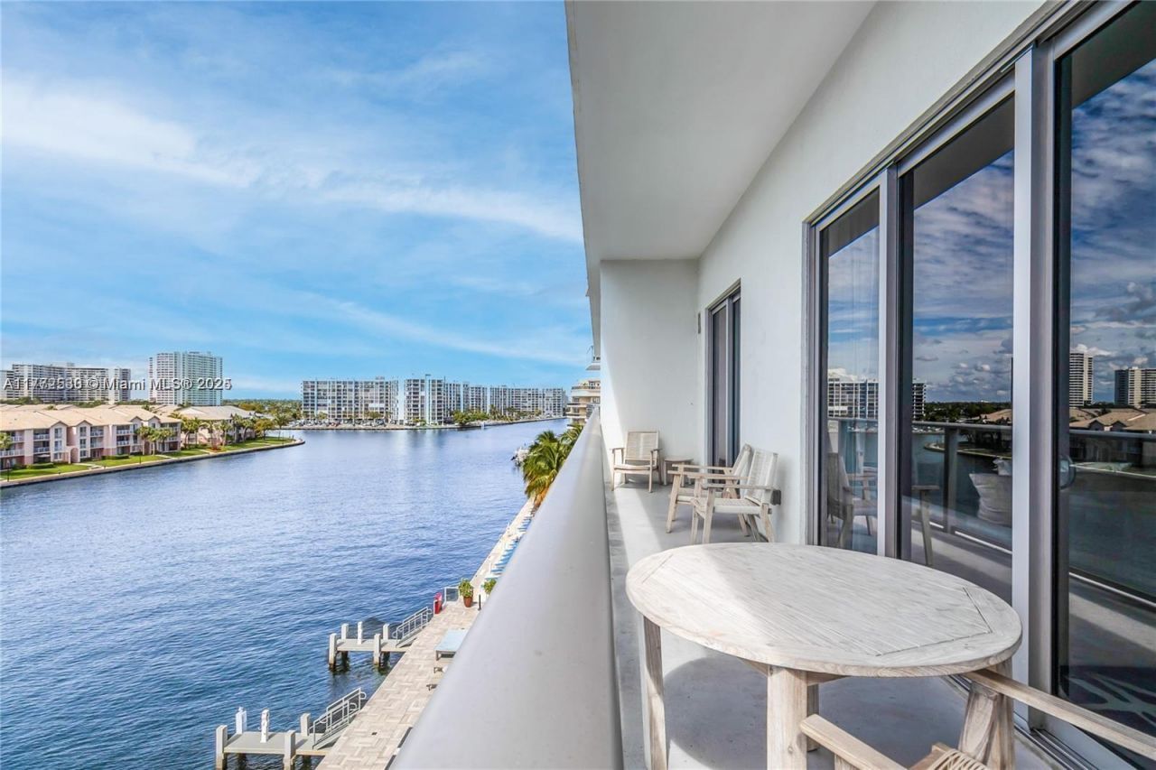 4010 S Ocean Dr, Unit R406, Hollywood, FL 33019 Photo