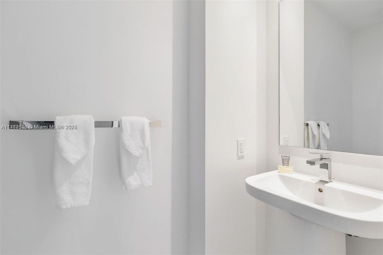 4010 S Ocean Dr, Unit R406, Hollywood, FL 33019 Photo