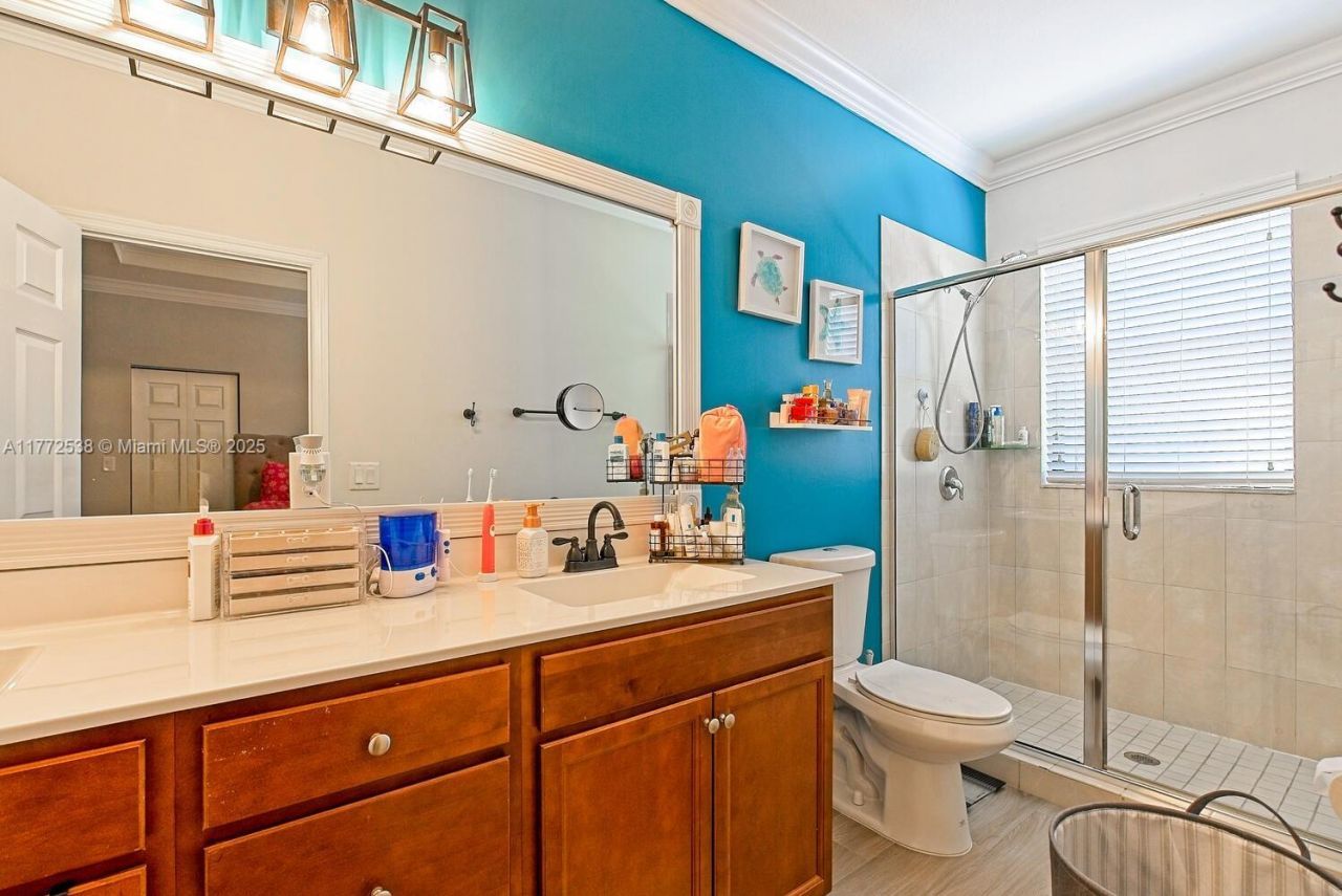 3424 W 92nd Pl, Hialeah, FL 33018 Photo