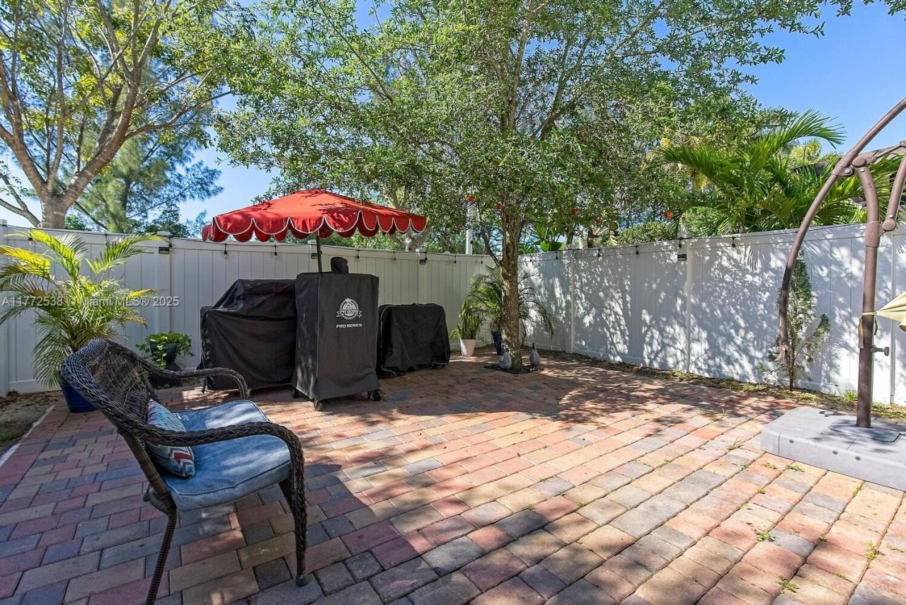 3424 W 92nd Pl, Hialeah, FL 33018 Photo