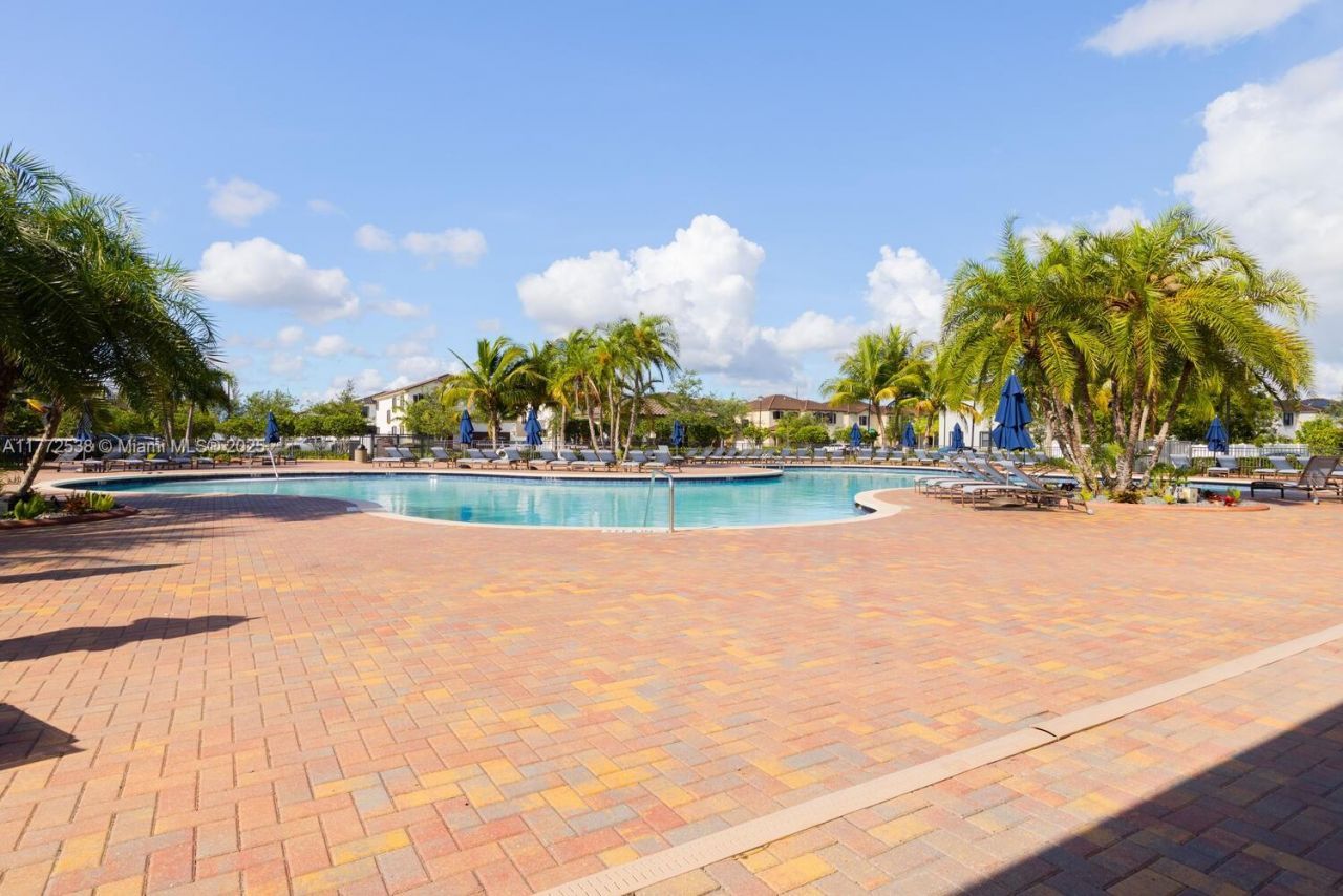 3424 W 92nd Pl, Hialeah, FL 33018 Photo