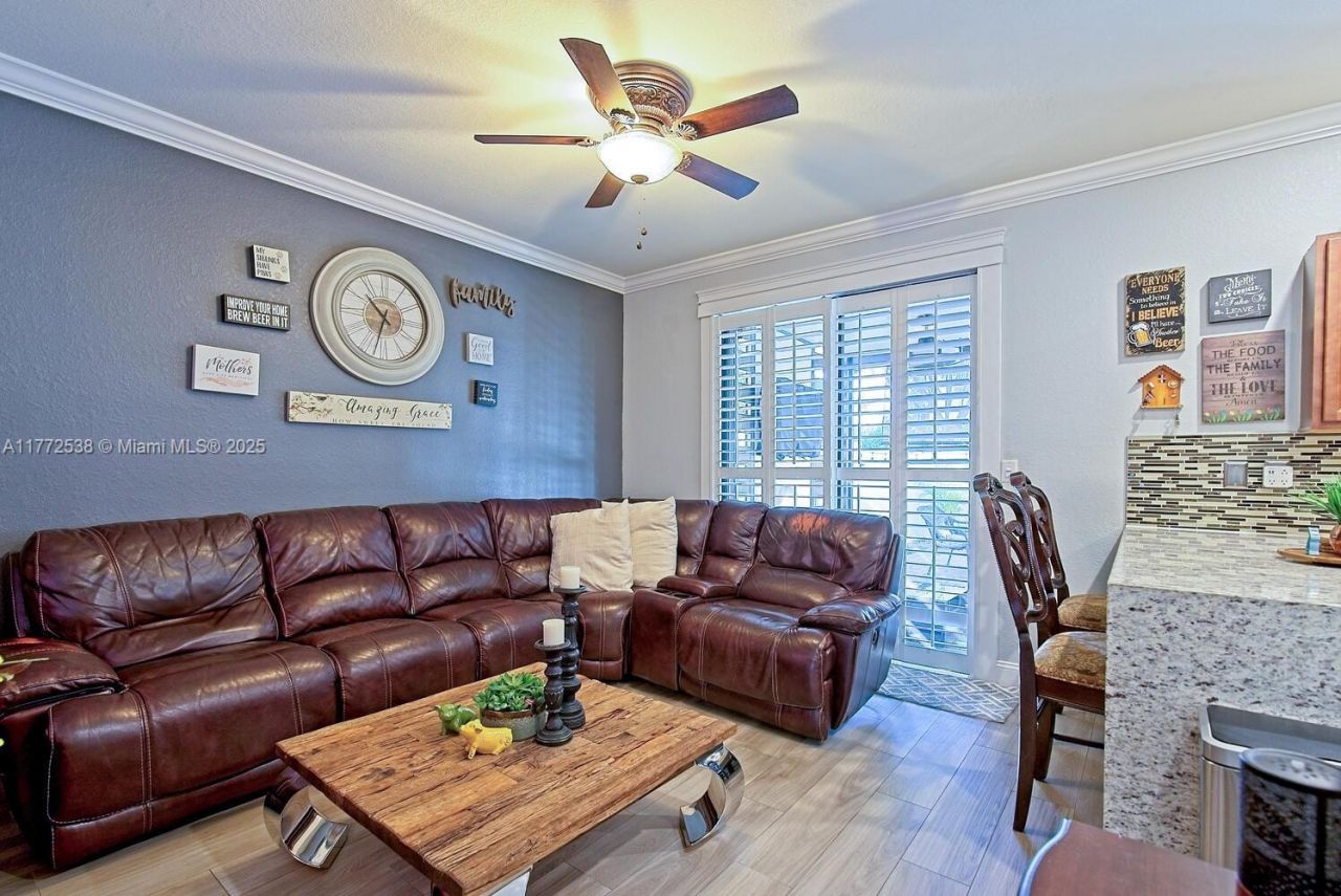 3424 W 92nd Pl, Hialeah, FL 33018 Photo