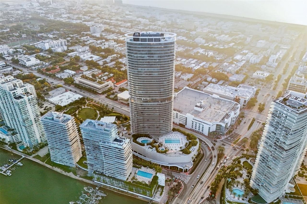 501 West Ave, Unit 4201/05, Miami Beach, FL 33139 Photo