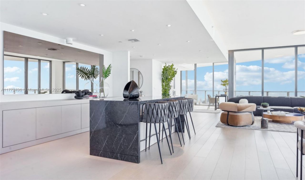 501 West Ave, Unit 4201/05, Miami Beach, FL 33139 Photo