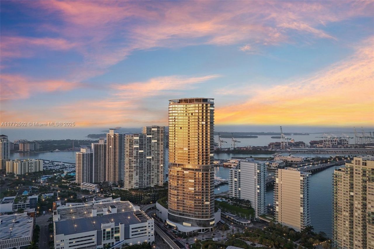 500 Alton Rd, Unit 4201.05, Miami Beach, FL 33139 Photo