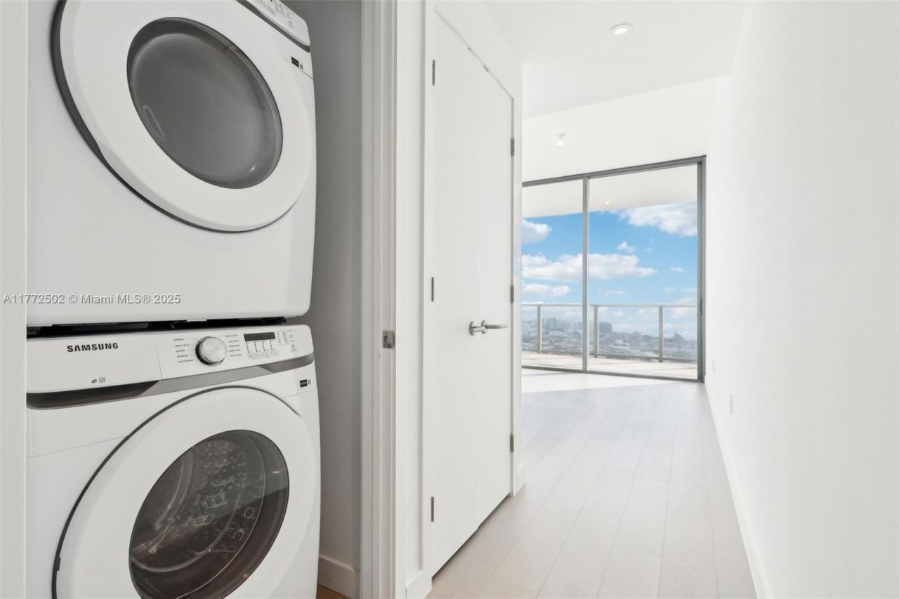 500 Alton Rd, Unit 4201.05, Miami Beach, FL 33139 Photo