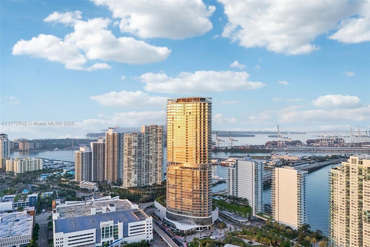 500 Alton Rd, Unit 4201.05, Miami Beach, FL 33139 Photo