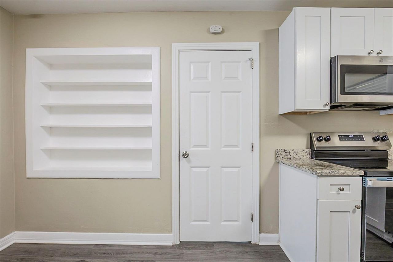 3645 6th Street S, Saint Petersburg, FL 33705 Photo