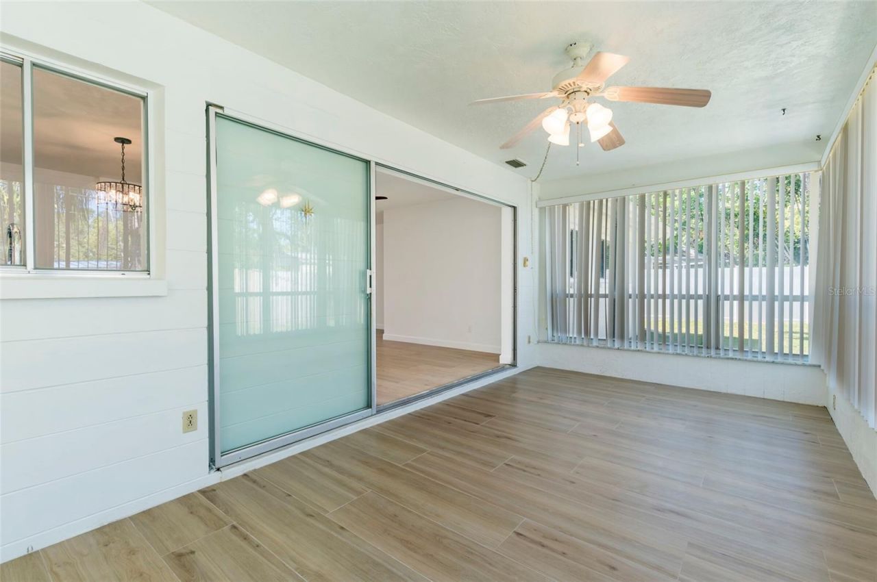 2019 Inner Circle S, Saint Petersburg, FL 33712 Photo