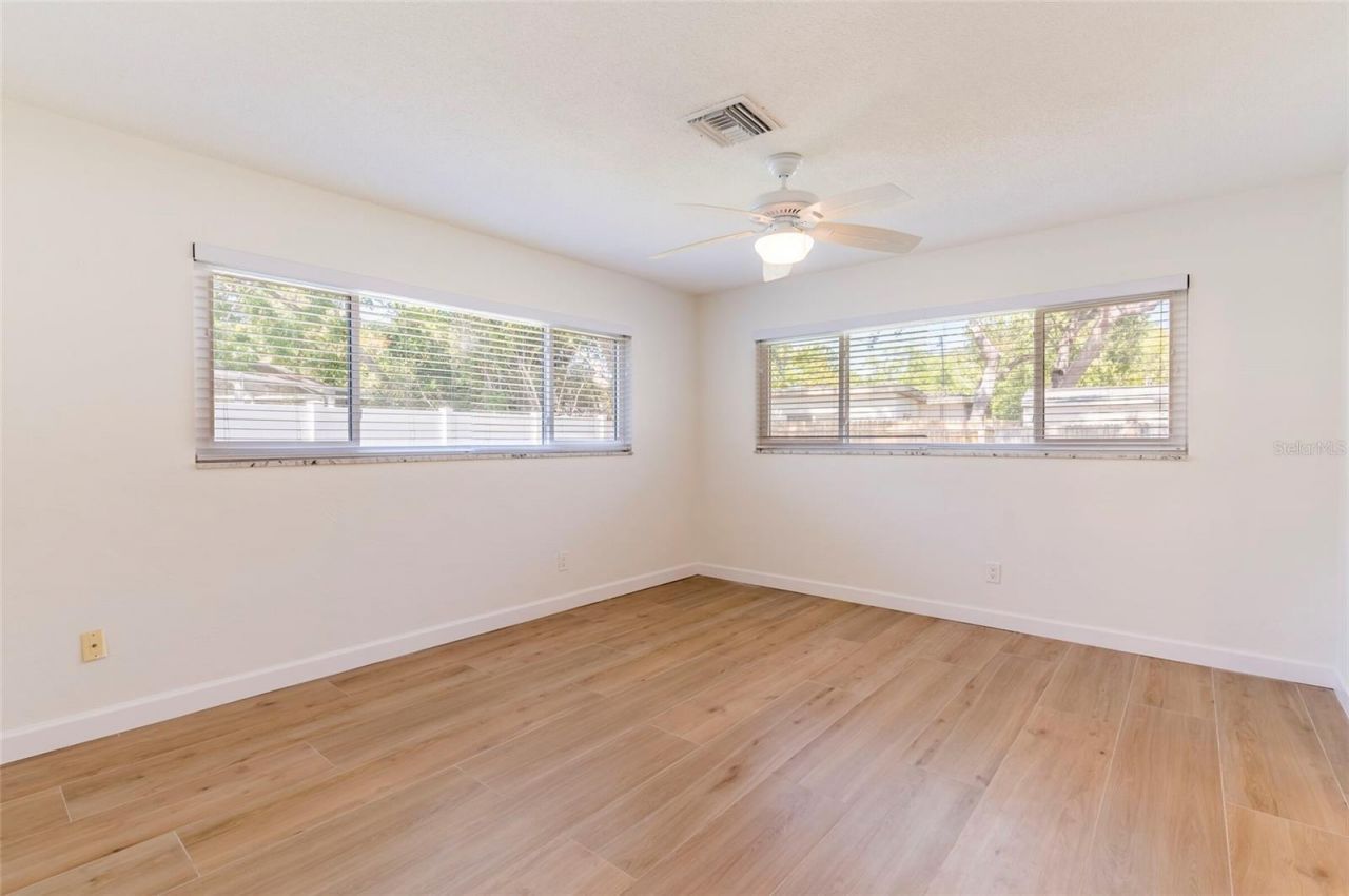 2019 Inner Circle S, Saint Petersburg, FL 33712 Photo