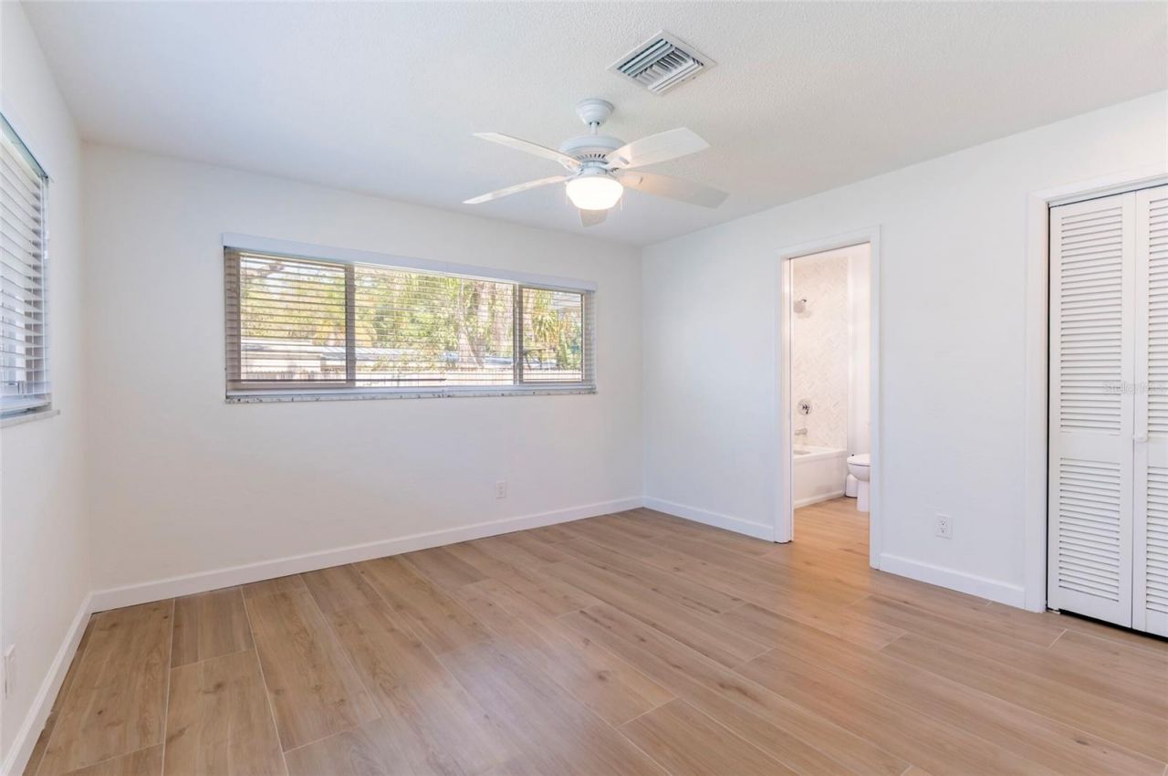 2019 Inner Circle S, Saint Petersburg, FL 33712 Photo