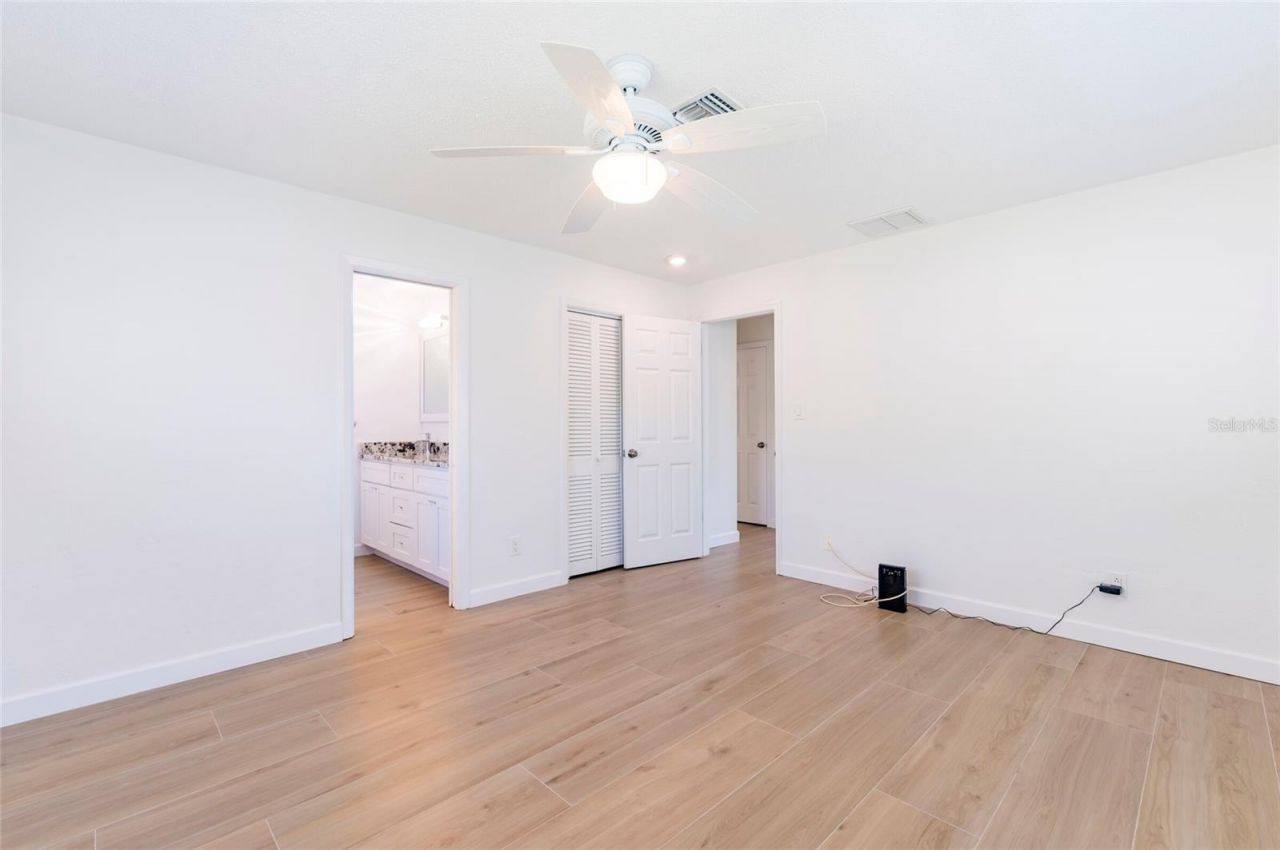 2019 Inner Circle S, Saint Petersburg, FL 33712 Photo