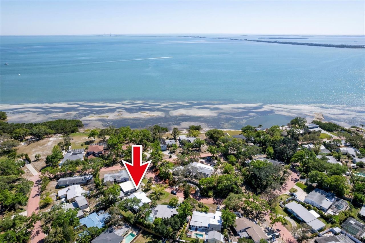 2019 Inner Circle S, Saint Petersburg, FL 33712 Photo