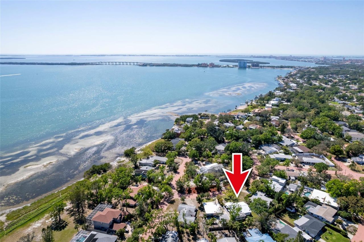 2019 Inner Circle S, Saint Petersburg, FL 33712 Photo