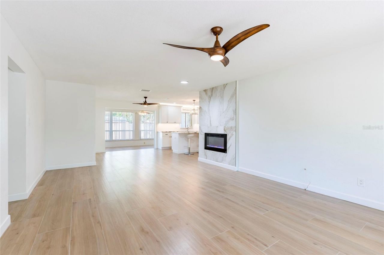 2019 Inner Circle S, Saint Petersburg, FL 33712 Photo