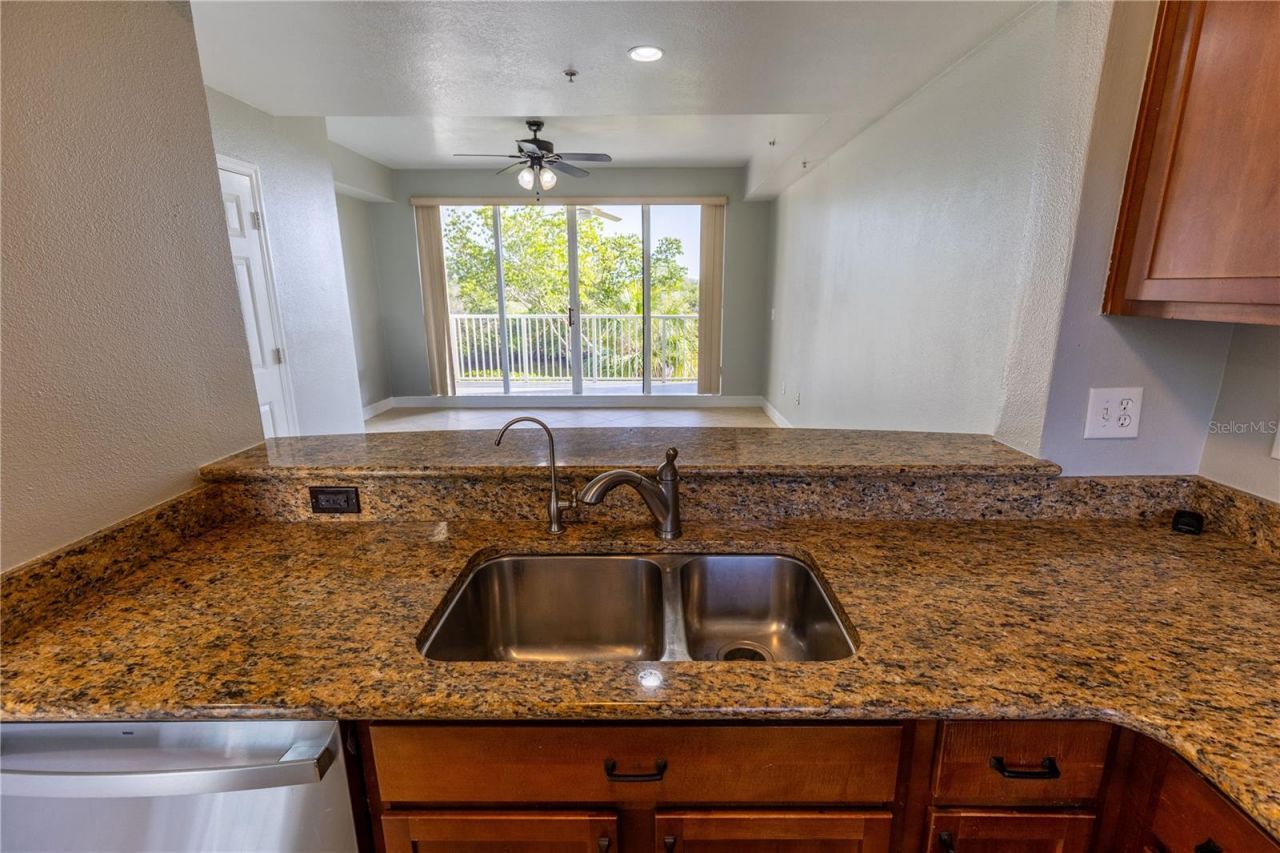 3210 Mangrove Point Drive, Ruskin, FL 33570 Photo