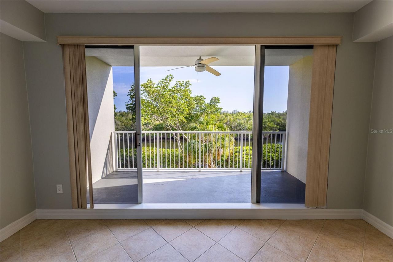 3210 Mangrove Point Drive, Ruskin, FL 33570 Photo