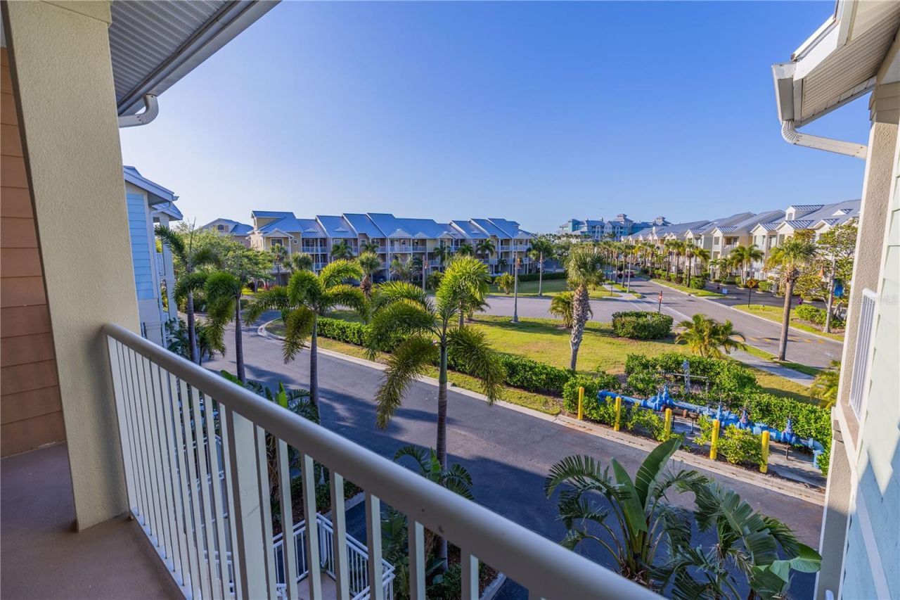 3210 Mangrove Point Drive, Ruskin, FL 33570 Photo