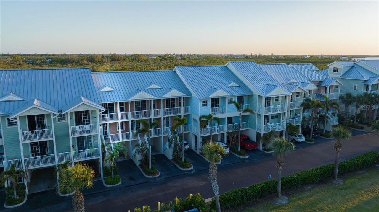 3210 Mangrove Point Drive, Ruskin, FL 33570 Photo