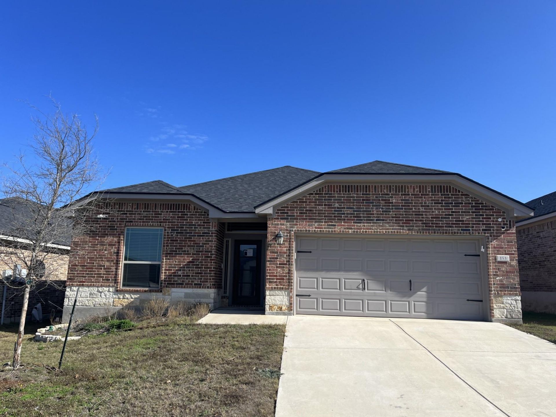 153 Citation Dr, Jarrell, TX 76537 Main Photo