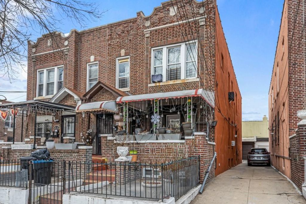 8003 32nd Avenue, East Elmhurst, NY 11370 Main Photo