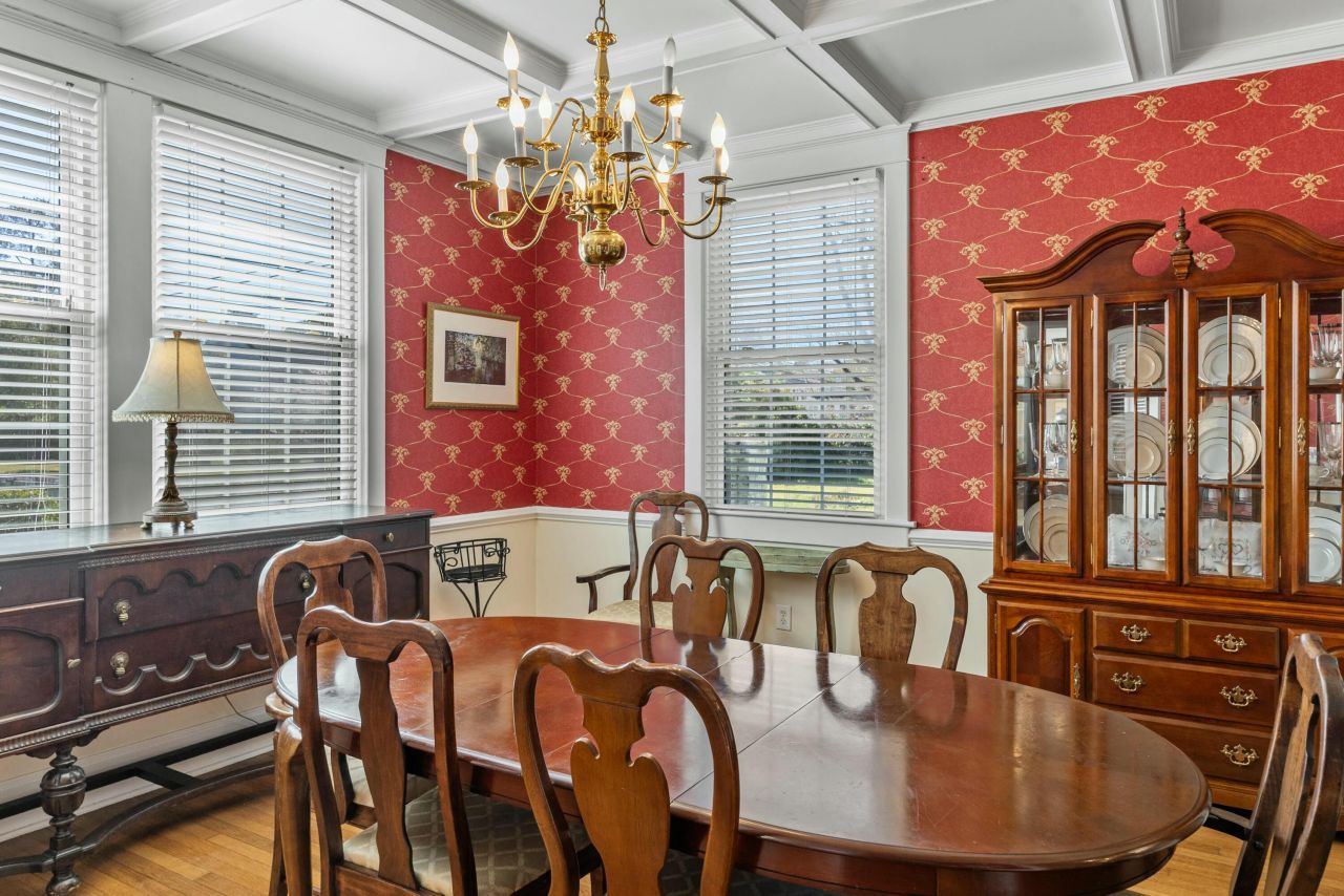 1848 Broughton Street Photo 13