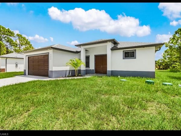 4802 NORA AVE N, LEHIGH ACRES, FL 33971