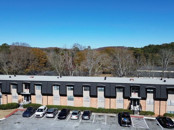 375 Winding River Drive, Atlanta, GA 30350