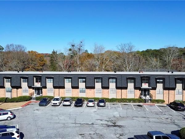 375 Winding River Drive, Atlanta, GA 30350