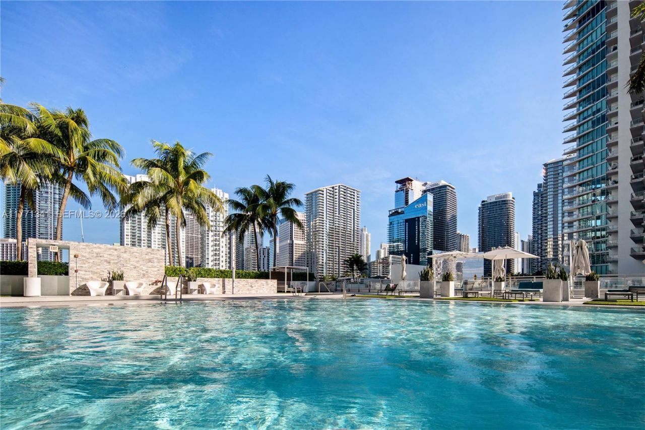 90 SW 3rd St, Unit 4103, Miami, FL 33130 Photo