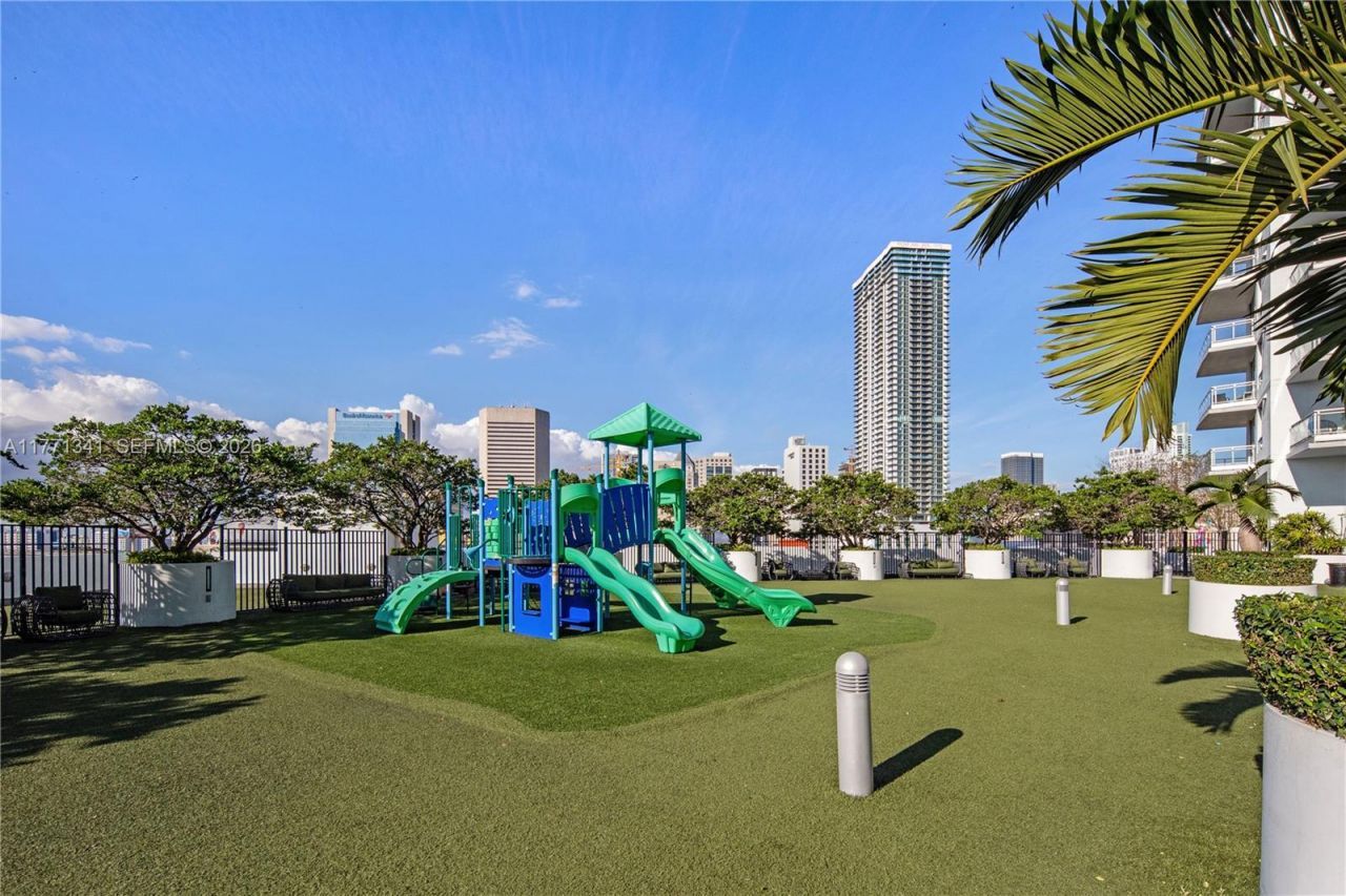 90 SW 3rd St, Unit 4103, Miami, FL 33130 Photo