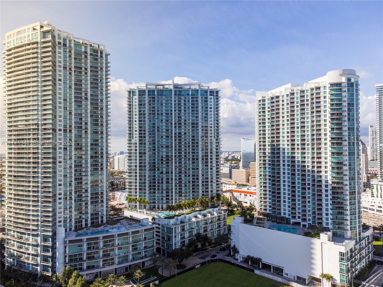 90 SW 3rd St, Unit 4103, Miami, FL 33130 Photo