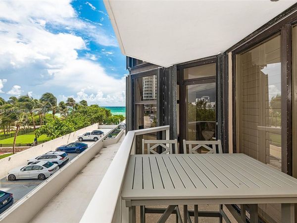 6423 Collins Ave, Unit 309, Miami Beach, FL 33141