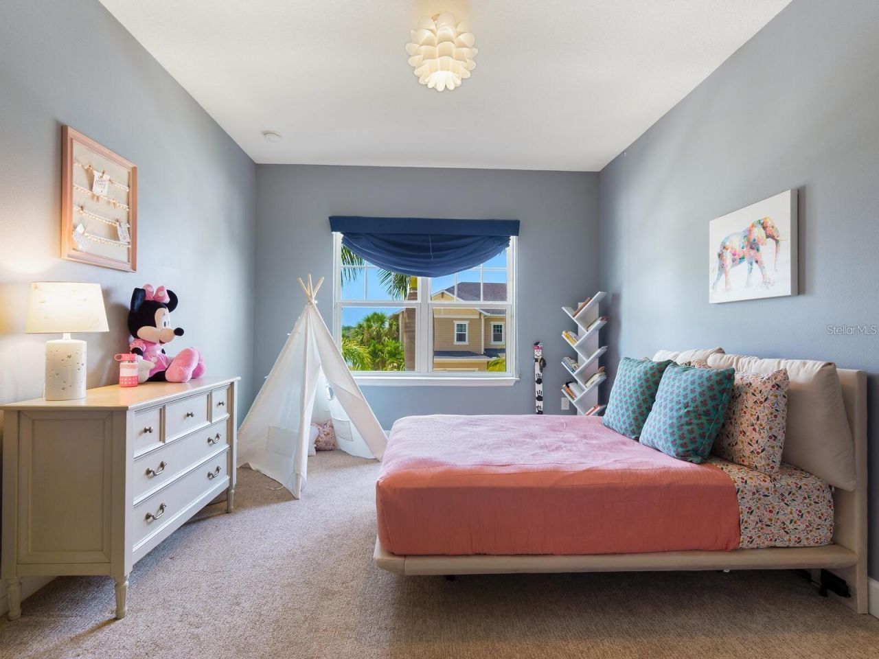 5742 Hydrangea Circle, Sarasota, FL 34238 Photo