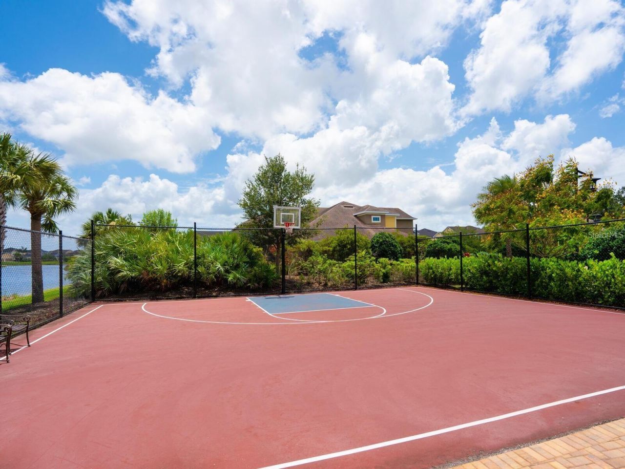 5742 Hydrangea Circle, Sarasota, FL 34238 Photo