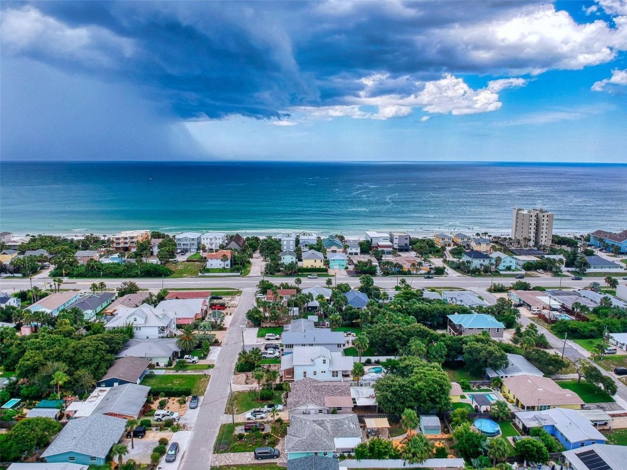 823 E 10th Avenue, New Smyrna Beach, FL 32169 Photo