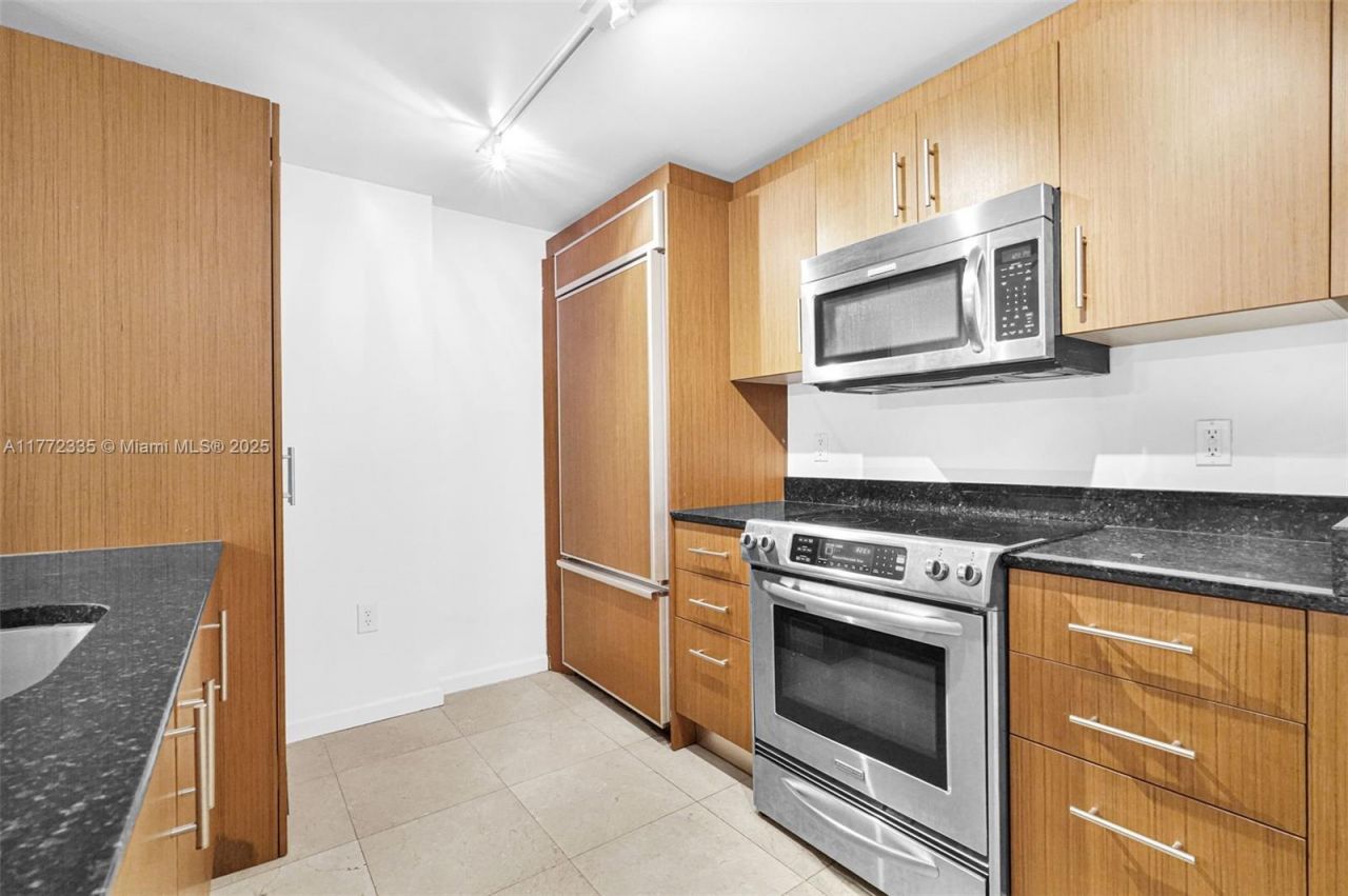 10275 Collins Ave, Unit 312, Bal Harbour, FL 33154 Photo