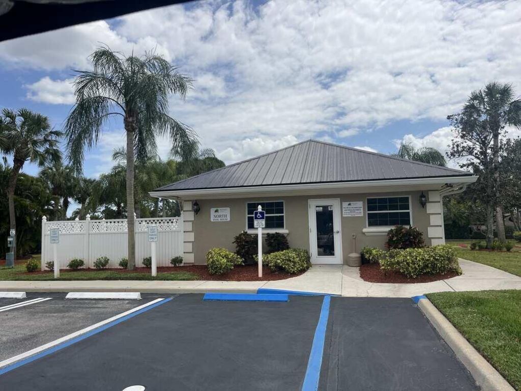 393 NW Boundary Drive, Port Saint Lucie, FL 34986 Photo