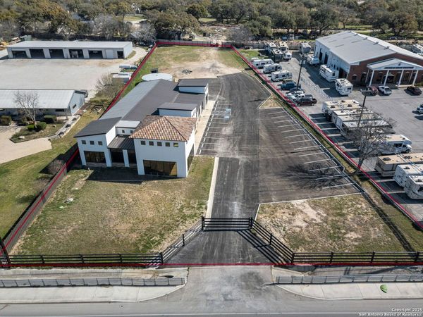 28862 Interstate 10, Boerne, TX 78006