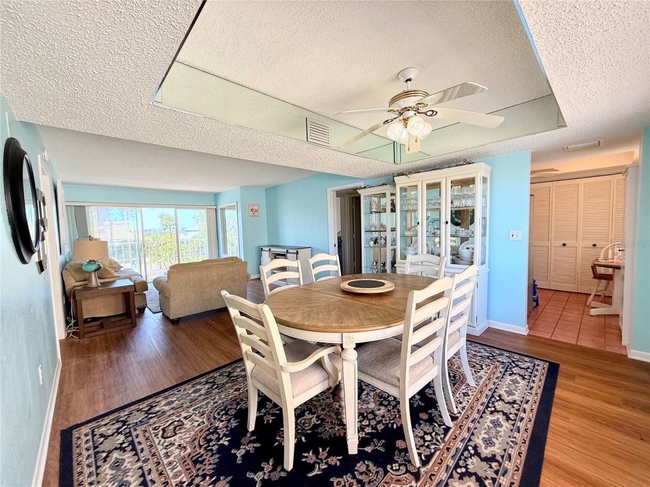 9000 Commodore Drive, Unit 302, Seminole, FL 33776 Photo