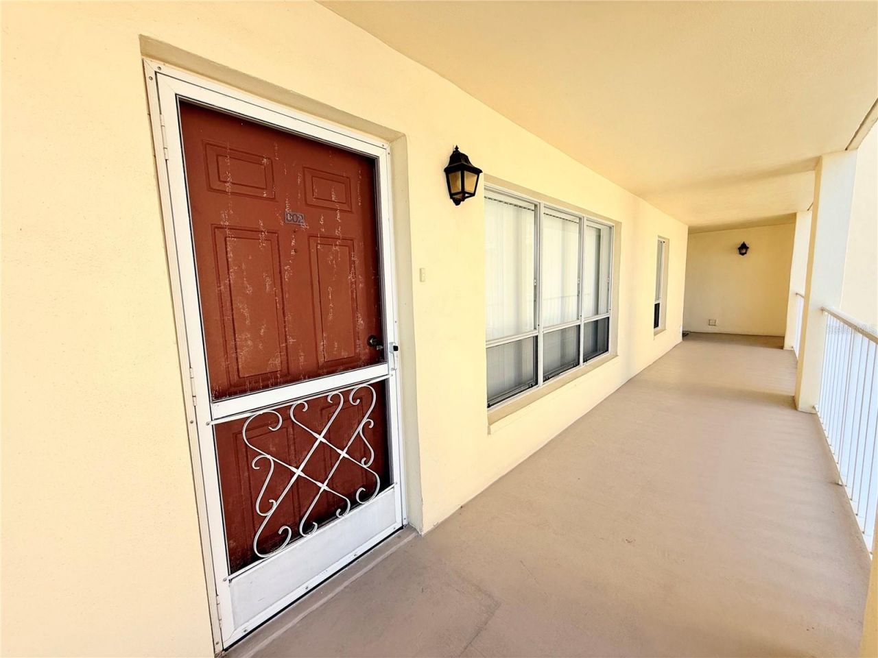 9000 Commodore Drive, Unit 302, Seminole, FL 33776 Photo