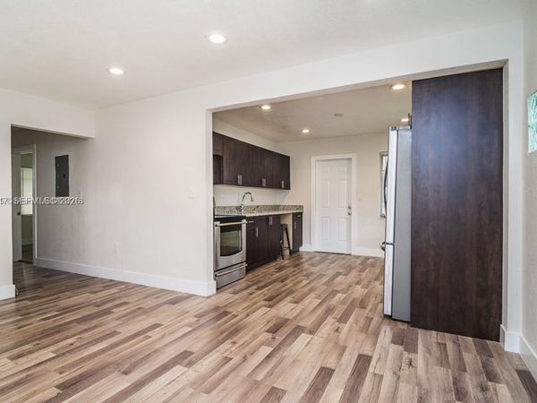 2542 Fillmore St, Hollywood, FL 33020